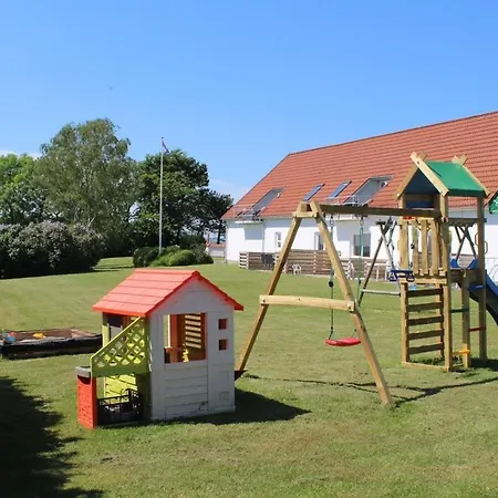 Stunning In With 9 Bedrooms And Internet Feriehus *